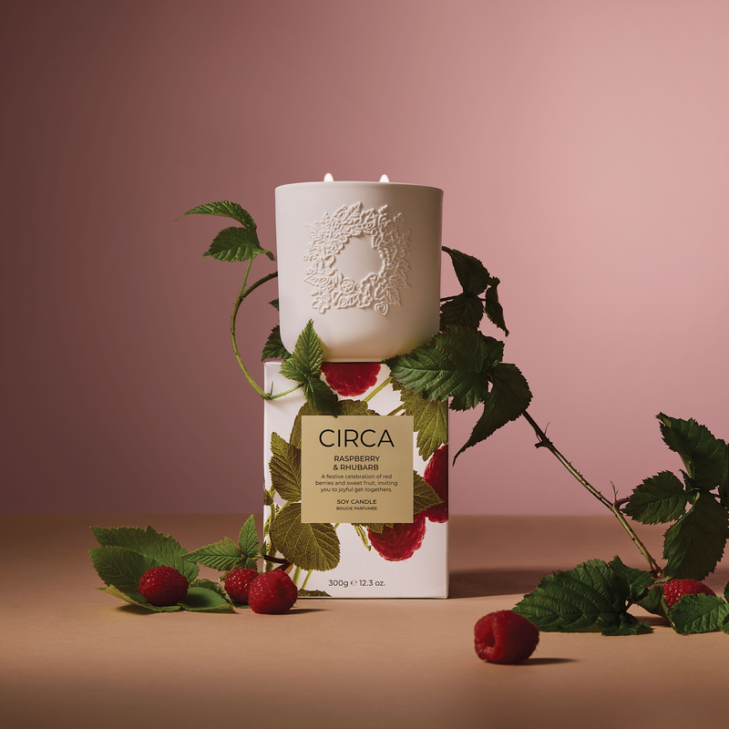 CIRCA Christmas Candle 300g - Raspberry & Rhubarb