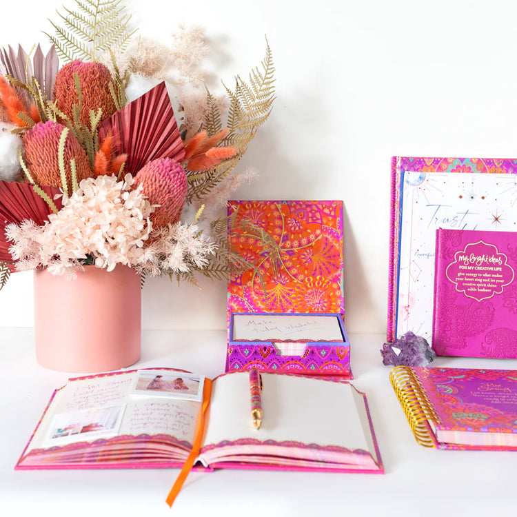 Intrinsic Stationary
