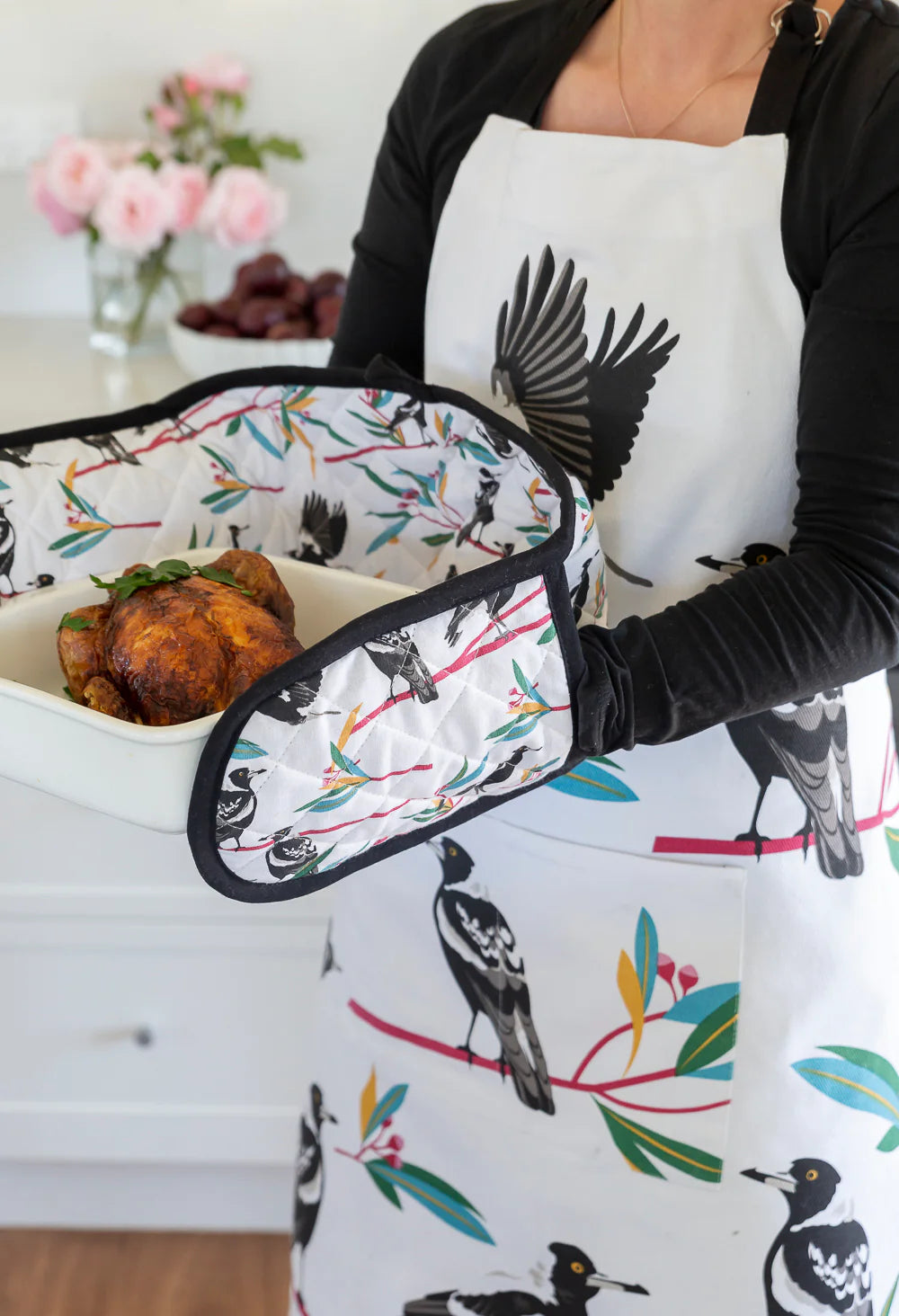 Apron - Magpies