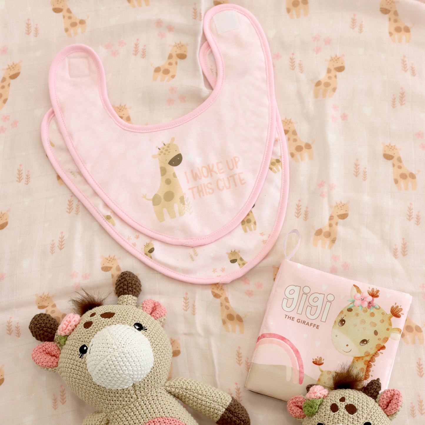 Gigi Giraffe Bib 2pk