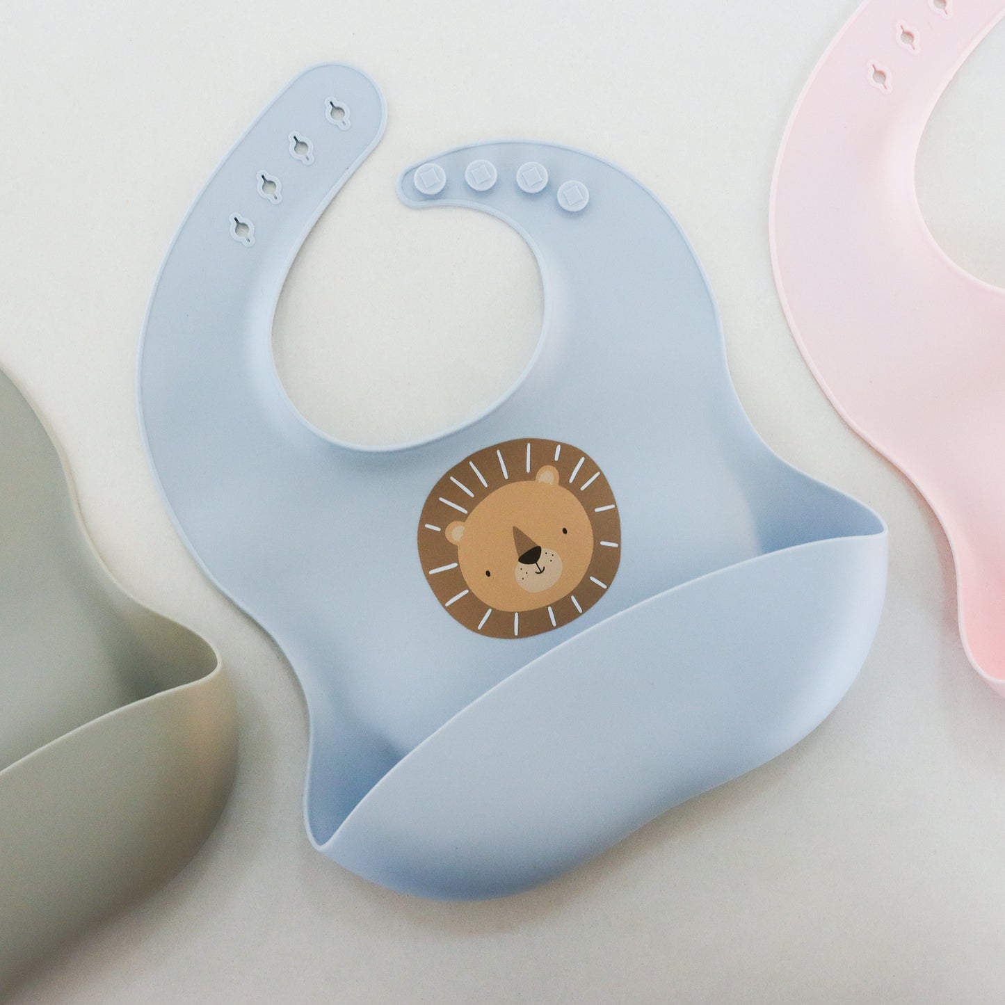 Lenny Lion Silicone Bib