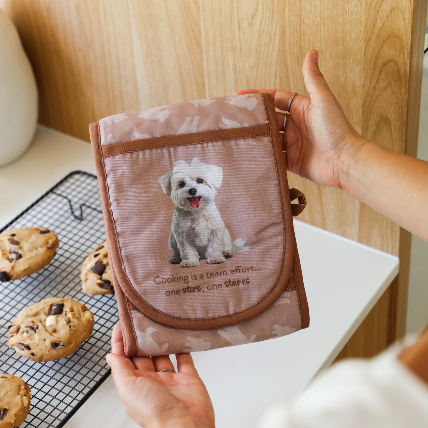 Cook's Companion Oven Mitt - Maltese