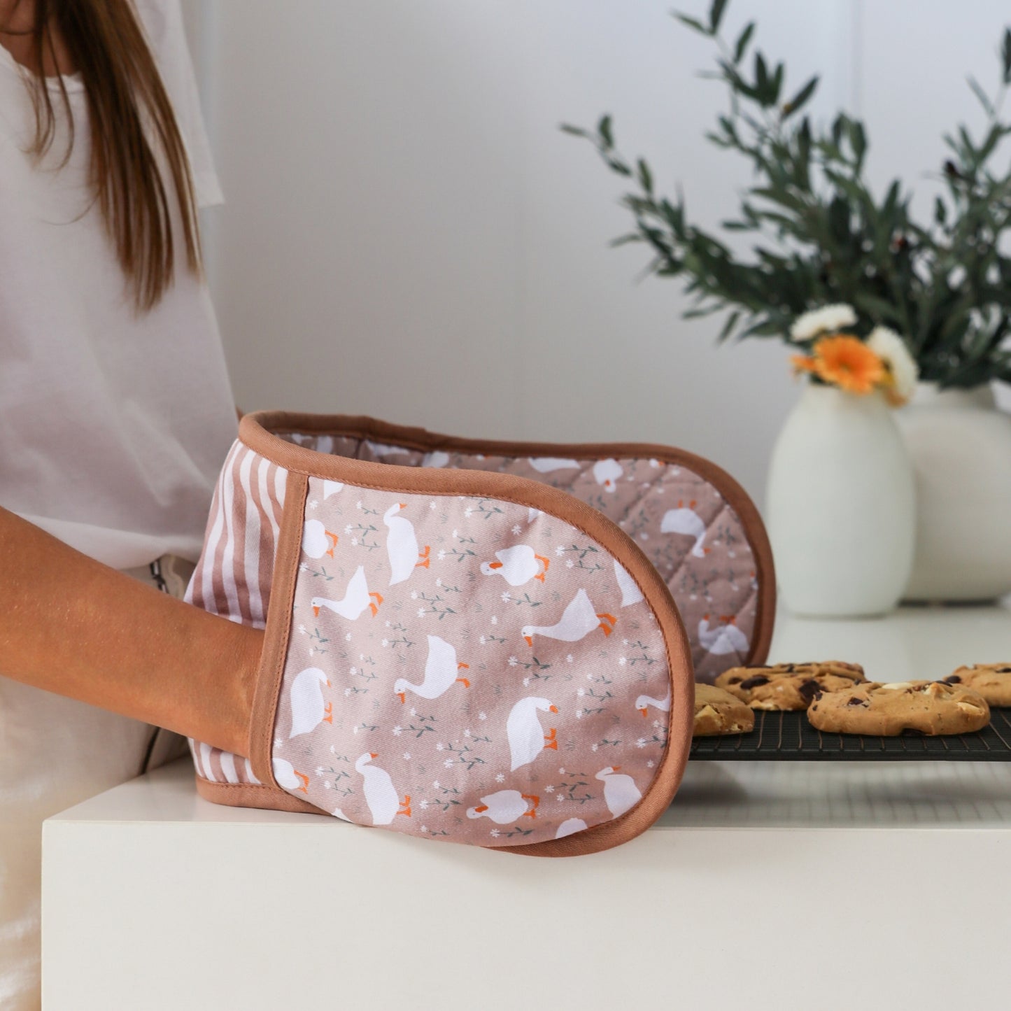 Cook's Companion Oven Mitt - Duck