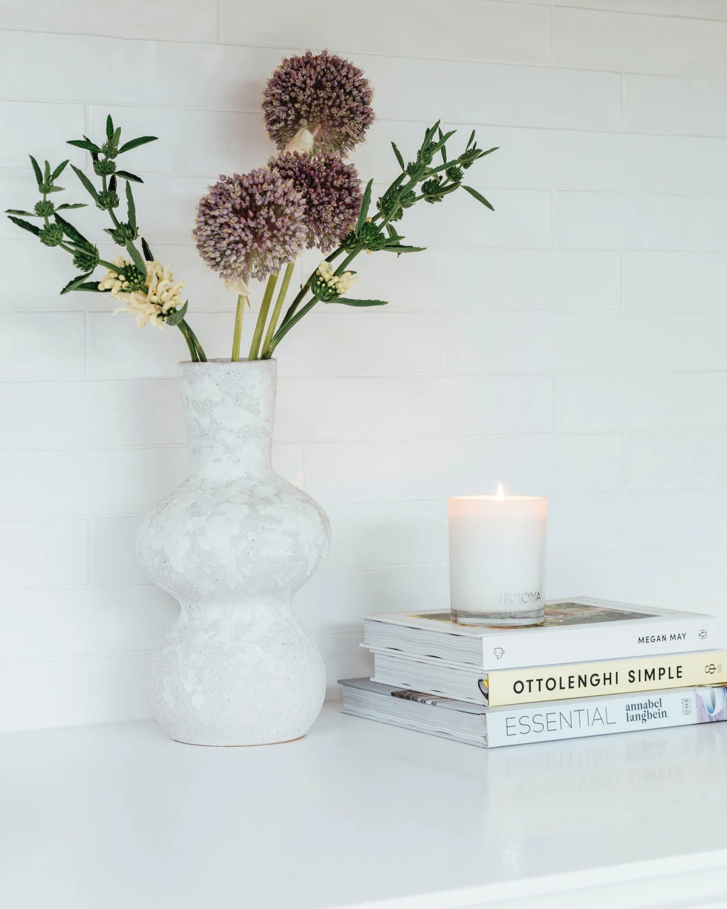 ECOYA Madison Candle 400g - Lotus Flower