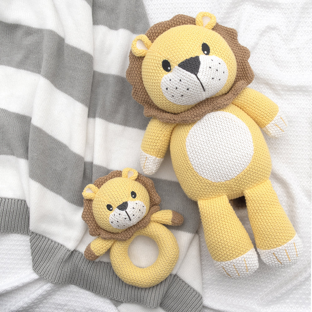 Leo the Lion Knitted Rattle