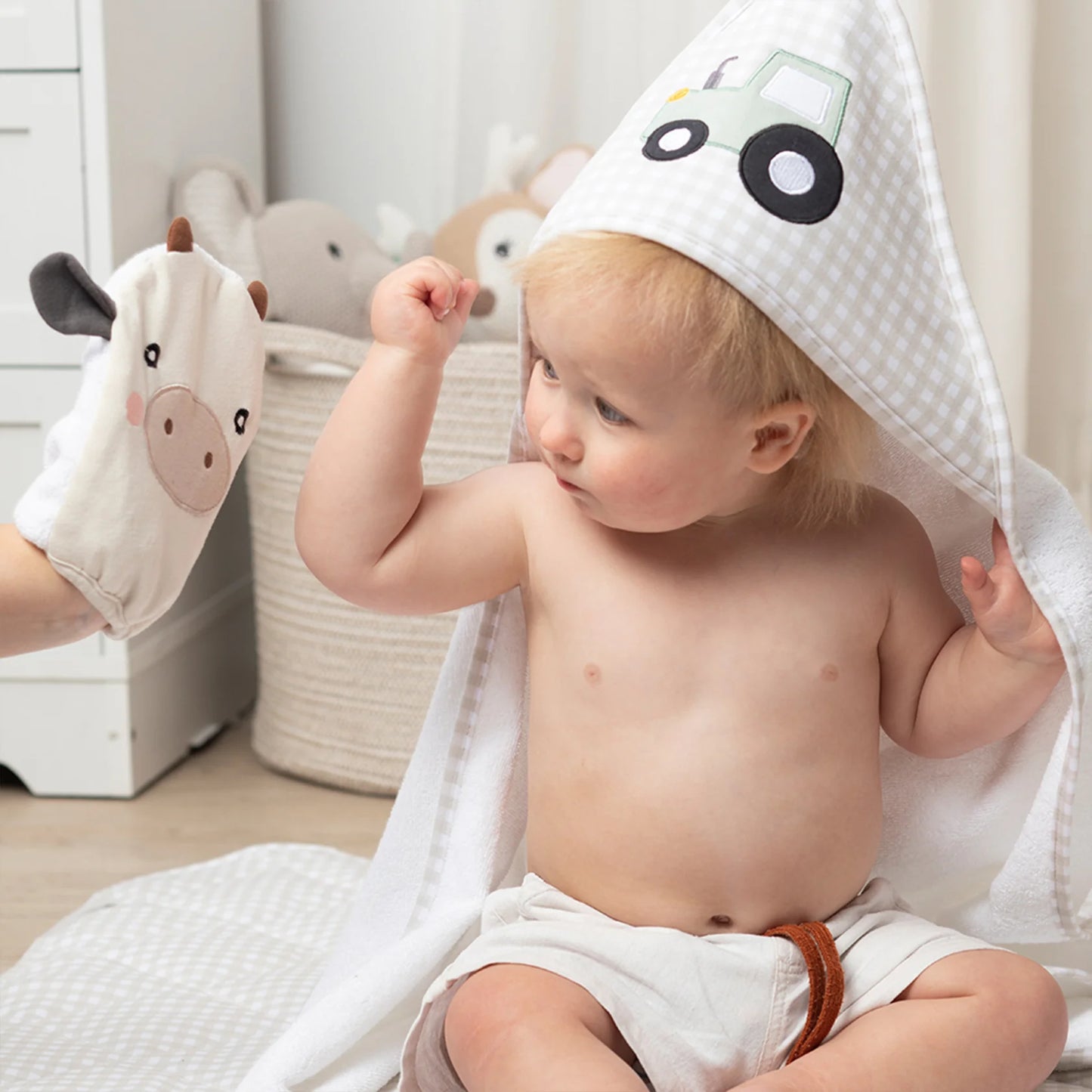 Tractor Ride - Cow Bath Mitt