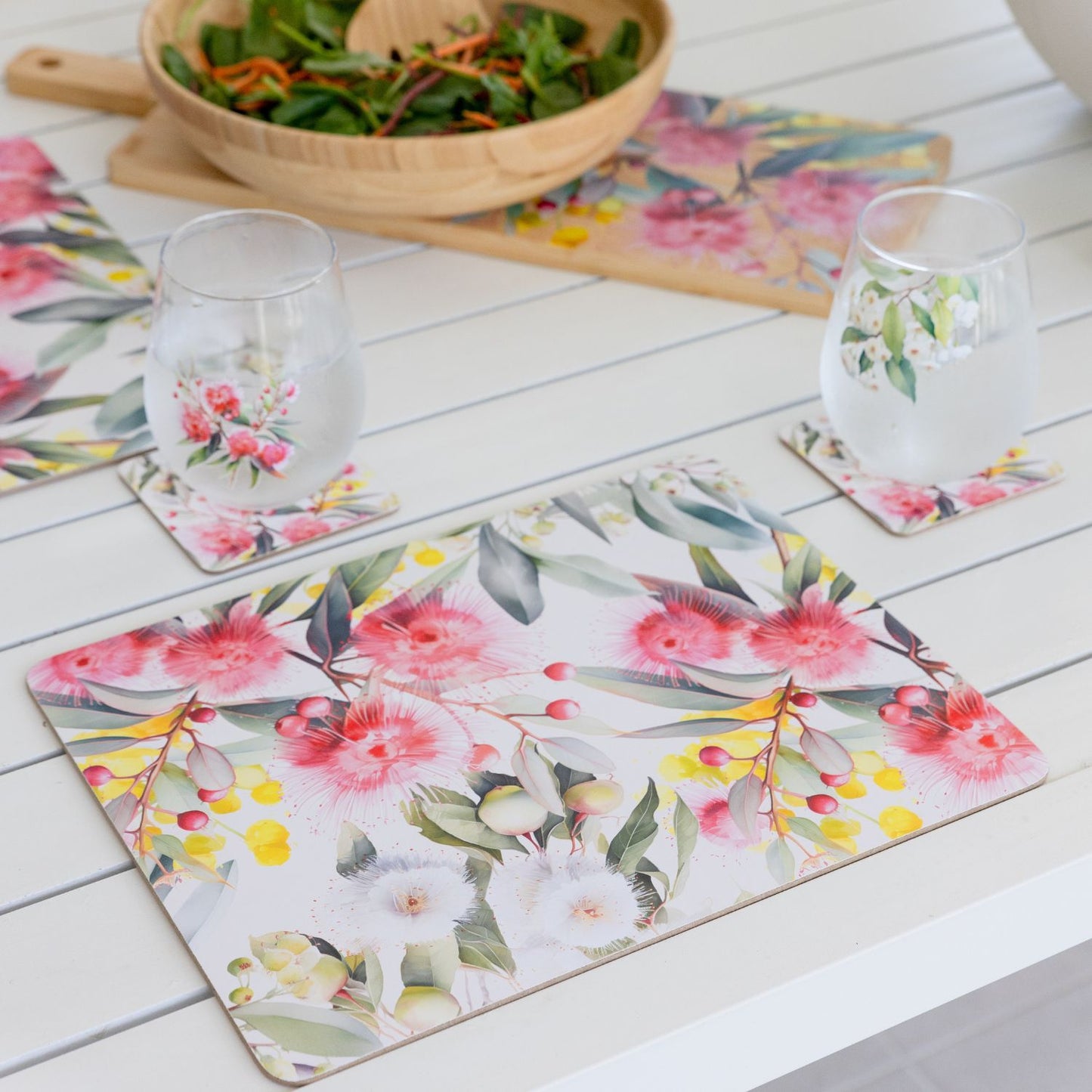 Native Blooms - White Floral Stemless Wine Glass