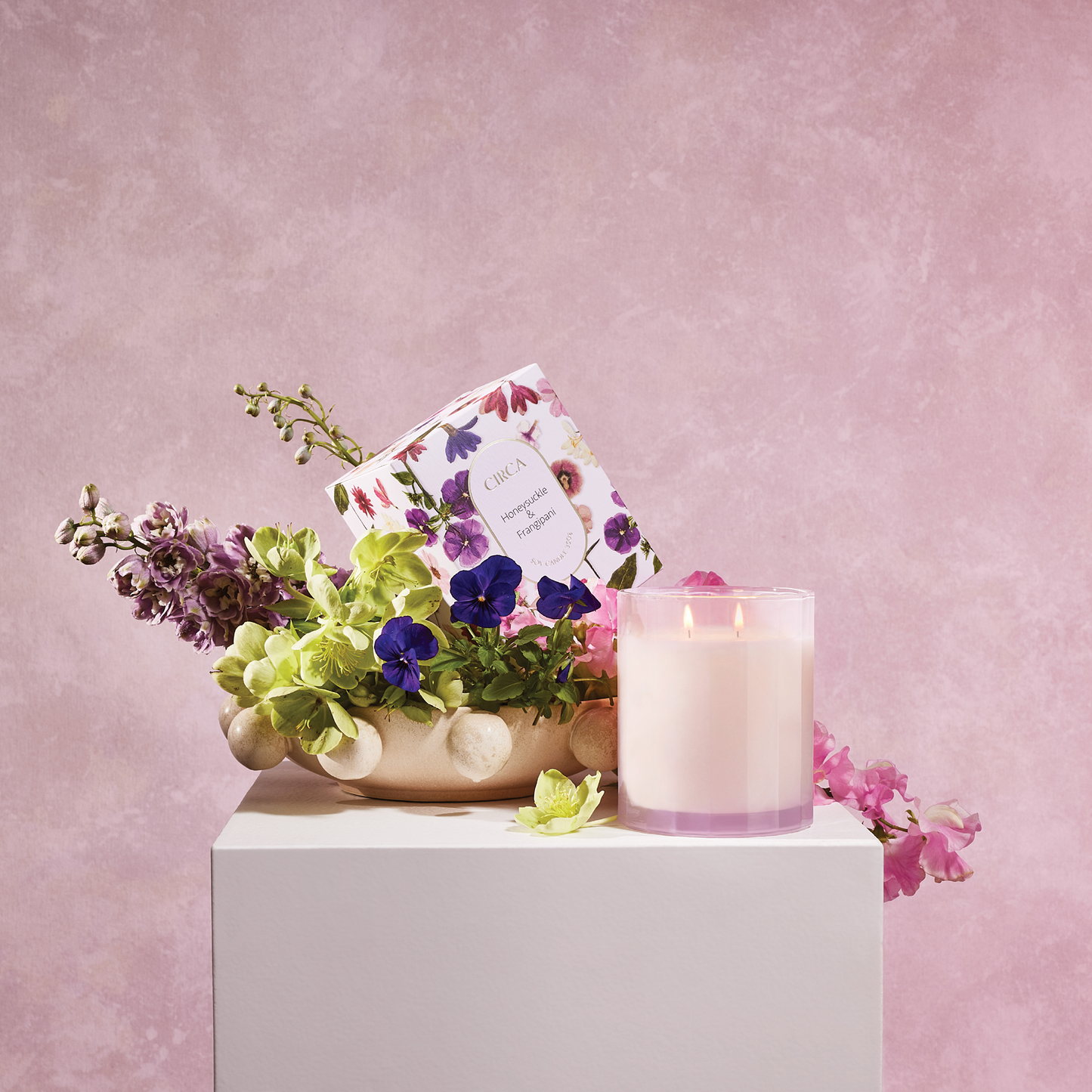 CIRCA Limited Edition Soy Candle 350g - Honeysuckle & Frangipani