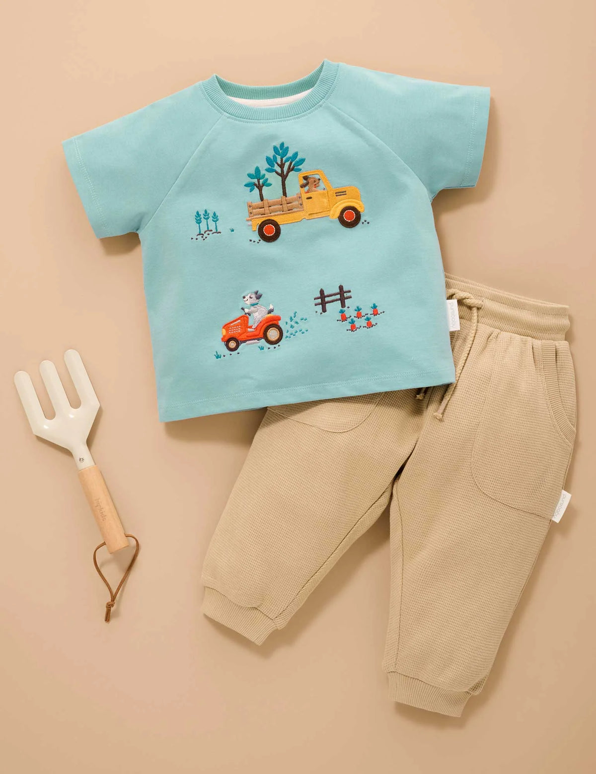 Garden Work Relaxed Tee