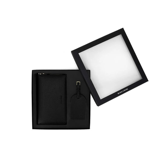 Luggage Tag Black & Voyager Passport Wallet Gift Set