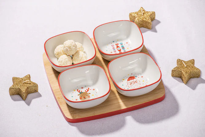 Candy Christmas Set of 4 Bowls with Tray