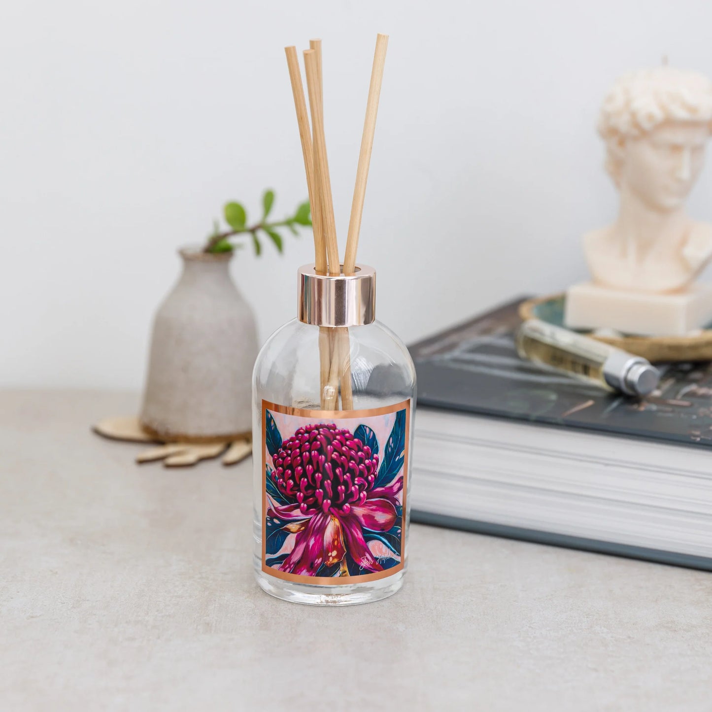 Aroma Pot Diffuser - Kakadu Plum (Waratah)