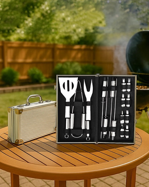 Men's Republic - 16 Piece BBQ Set in Aluminium Case