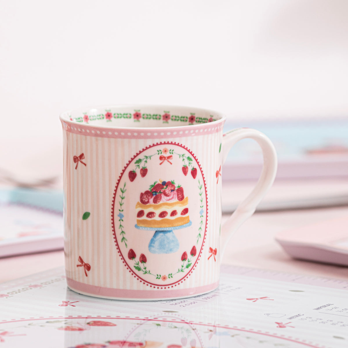 Sweet Moments - Cameo Cake Mug