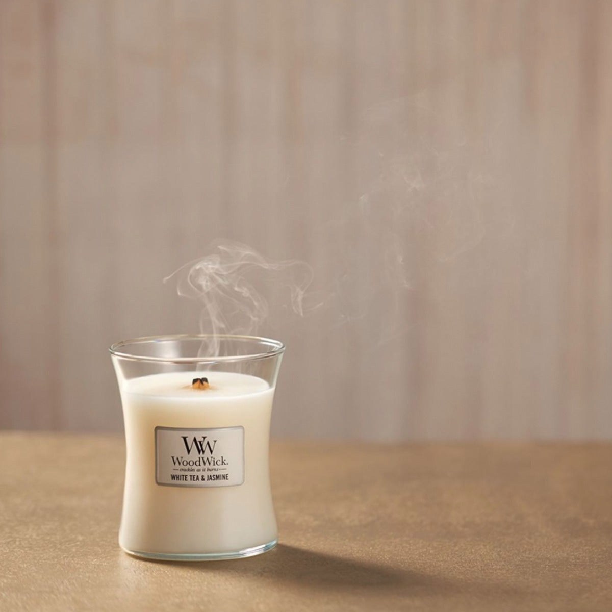 WoodWick Medium Candle - White Tea & Jasmine