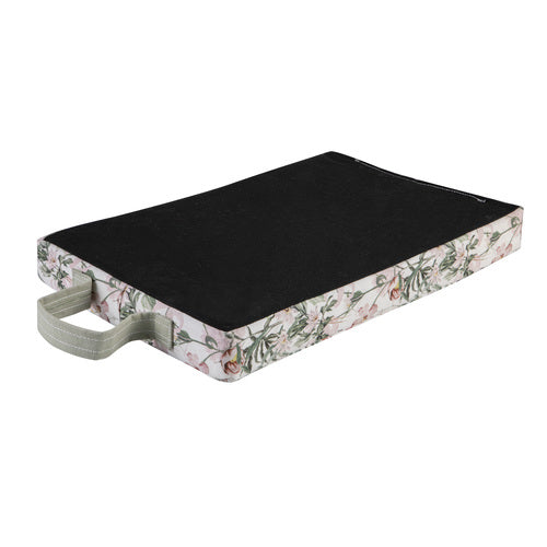 Garden Oasis Kneeler