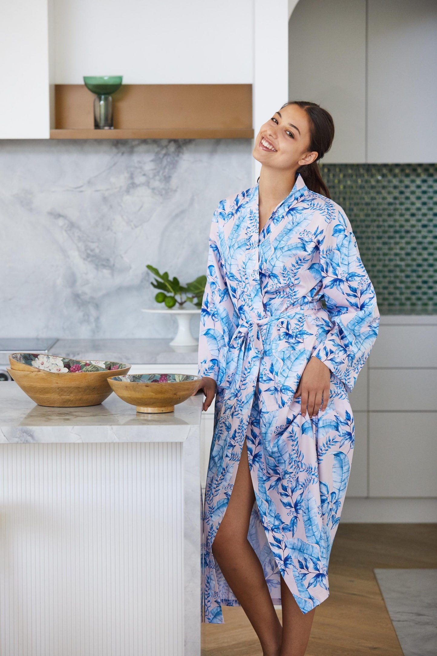 Essence Robe