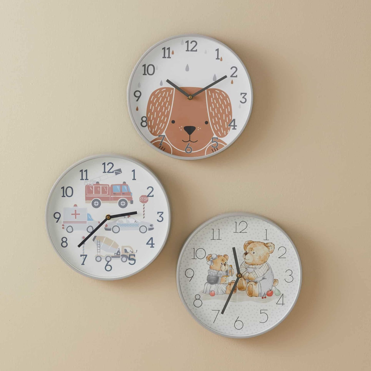 Dog Face Wall Clock
